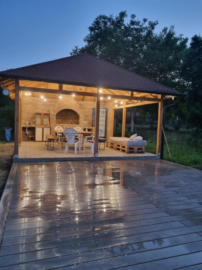 Vila Hoopovo House Fruska Gora Irig Exteriér fotografie